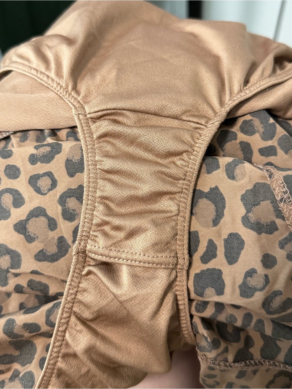 Nike Women's Shimmer Leopard Shorts Nike Dri-FIT Tempo XL - Picture 8 of 9